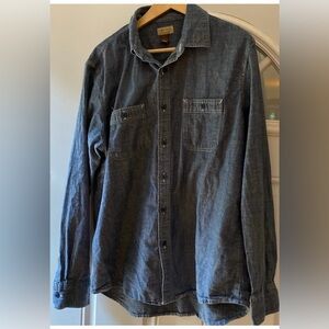 Men’s cotton lightweight denim button up shirt, long sleeve